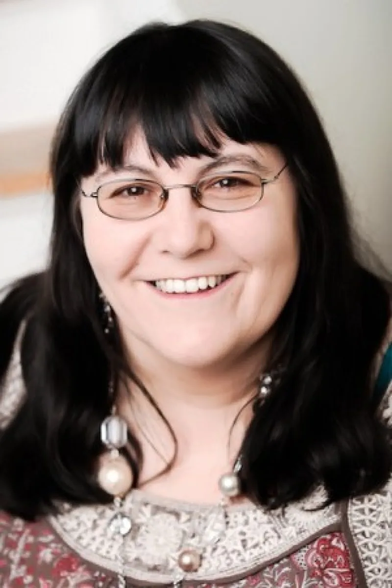 Jane Holland