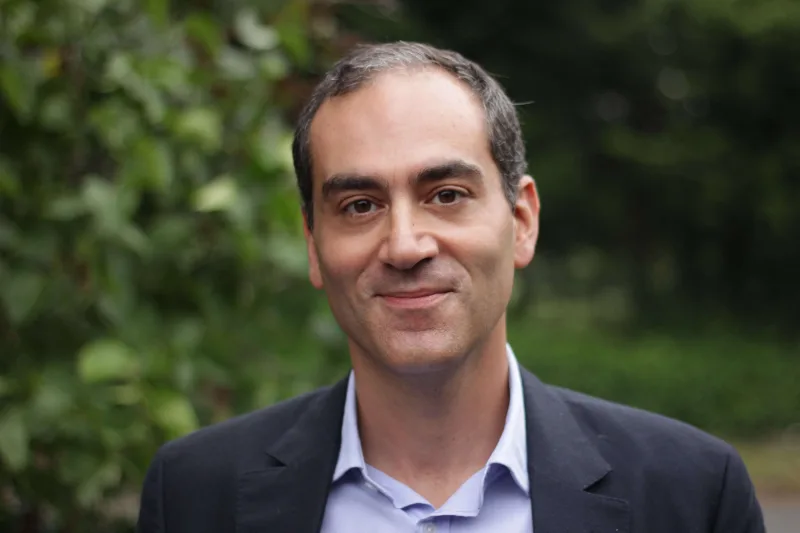 Professor Guy Leschziner