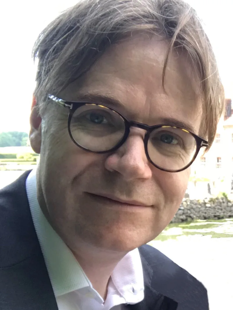 Dr Duncan Harding