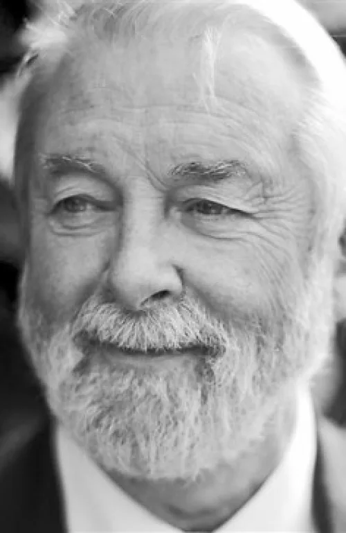 Colin McDowell