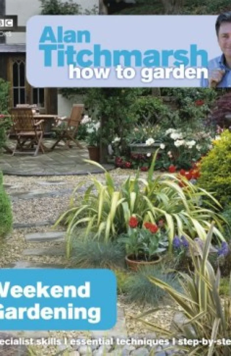Book cover for 'How To Garden Weekend Gardening'